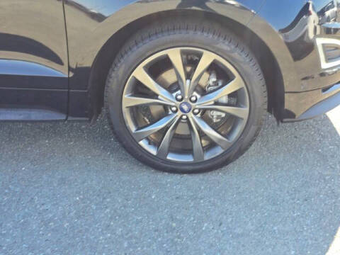 2016 Ford Edge Sport