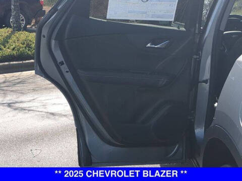 2025 Chevrolet Blazer LT