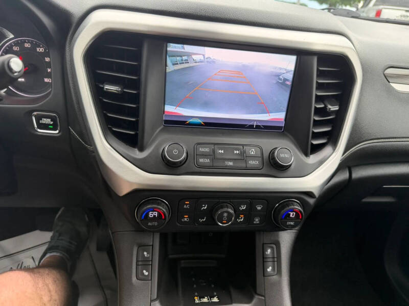 2017 GMC Acadia SLT-2