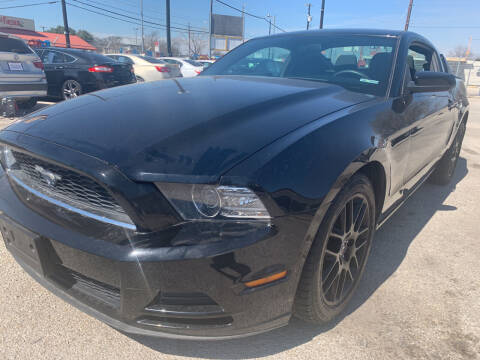 2014 Ford Mustang for sale at H & H AUTO SALES in San Antonio TX