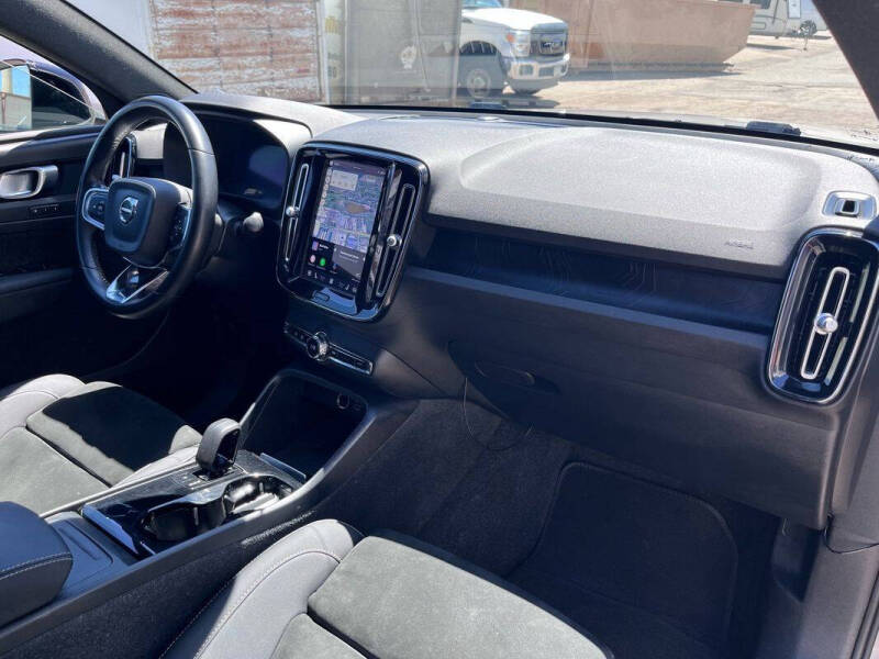 2023 Volvo C40 Recharge Twin Plus
