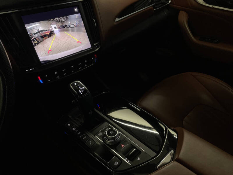 2021 Maserati Levante