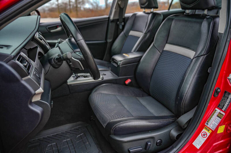 2012 Toyota Camry SE