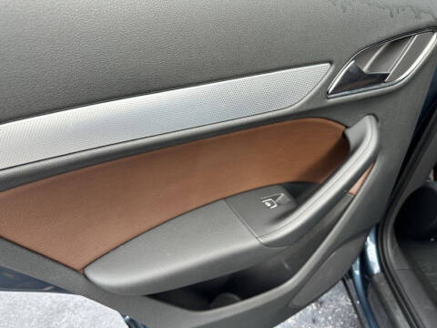 2016 Audi Q3 2.0T Premium Plus