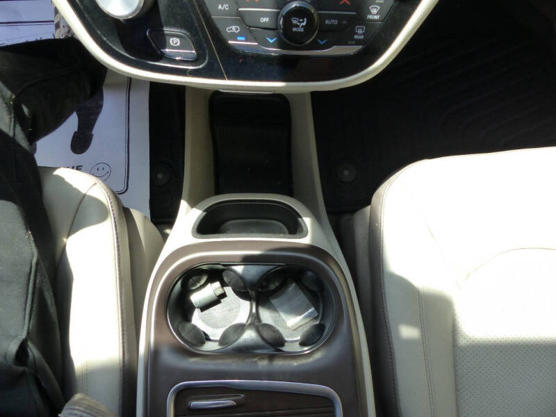 2019 Chrysler Pacifica Touring L Plus 35th Anniversary