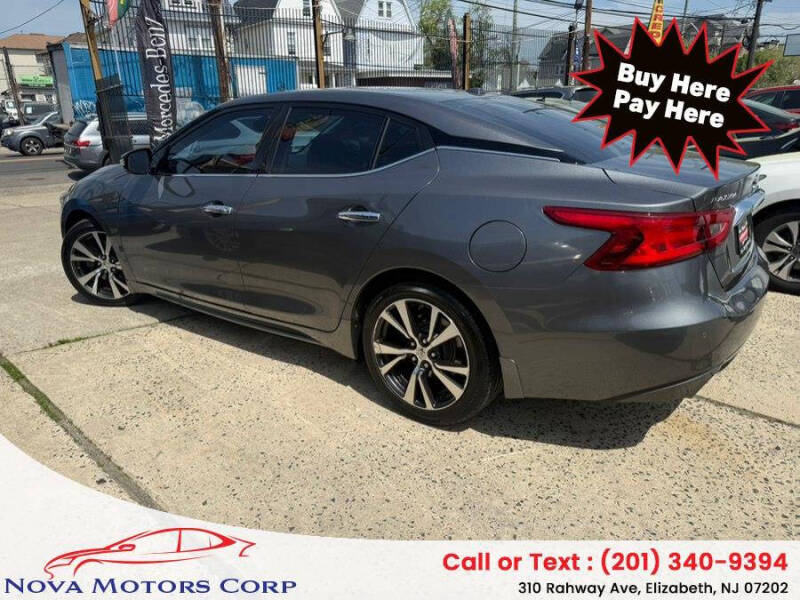 2017 Nissan Maxima