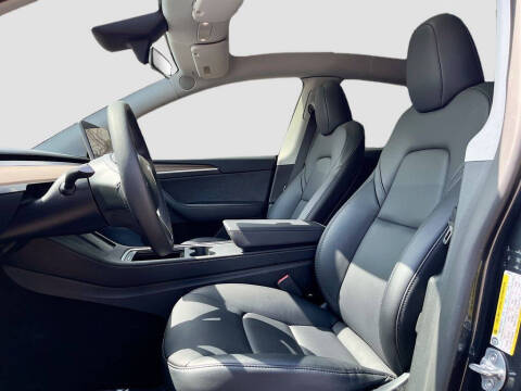 2024 Tesla Model Y Performance