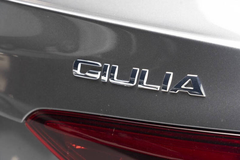 2022 Alfa Romeo Giulia Veloce