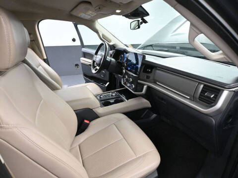 2023 Ford Expedition MAX XLT