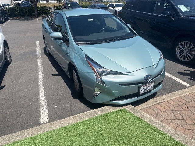 2017 Toyota Prius Three Touring