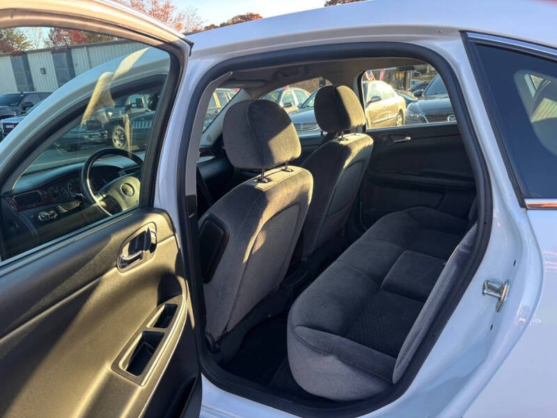 2011 Chevrolet Impala LT Fleet