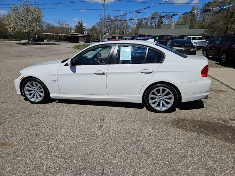 2011 BMW 3 Series for sale at DANGO AUTO SALES in HOWARD CITY, MI