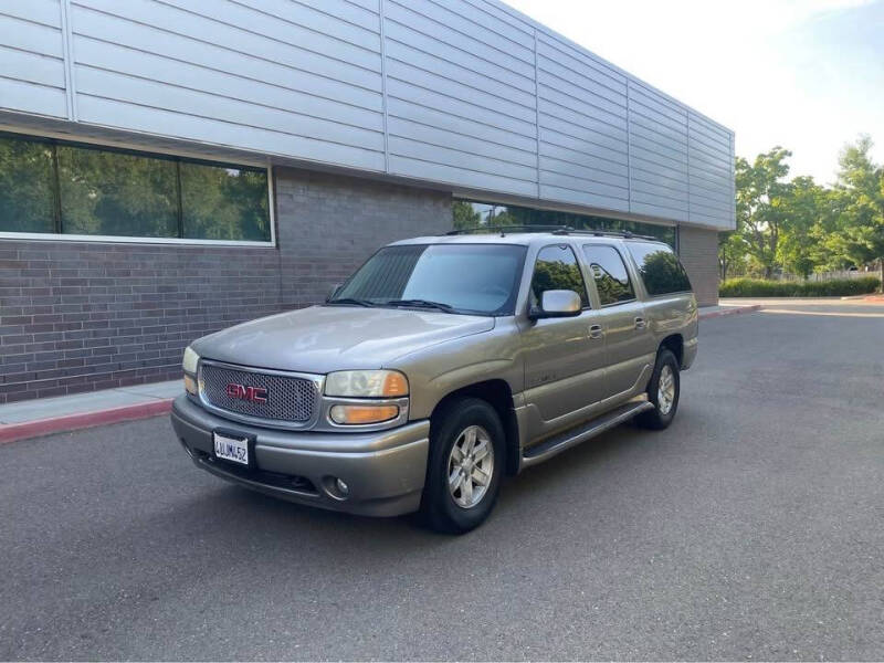 2002 GMC Yukon XL Denali