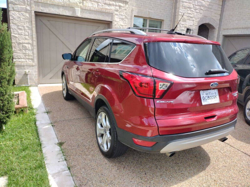 2019 Ford Escape Titanium