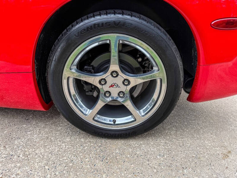 2004 Chevrolet Corvette