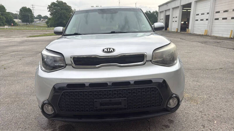 2016 Kia Soul +