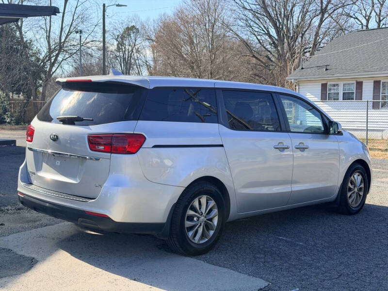 2019 Kia Sedona LX