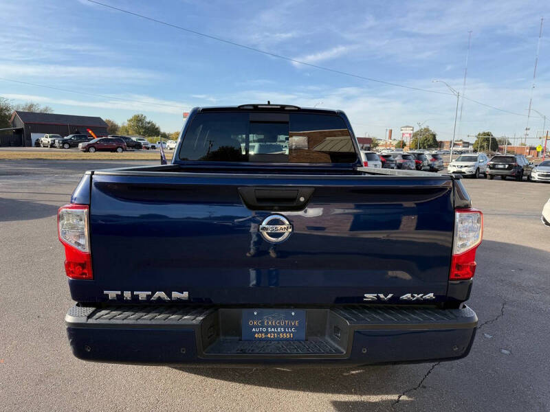 2022 Nissan Titan S