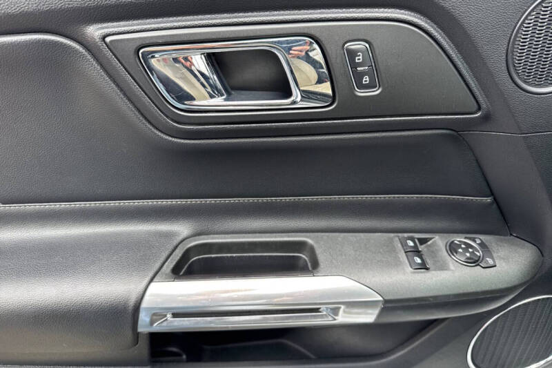 2015 Ford Mustang EcoBoost Premium