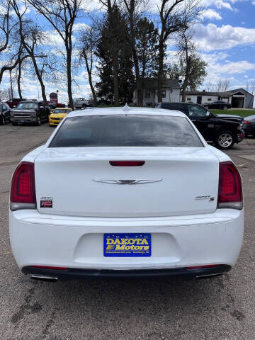2015 Chrysler 300 S