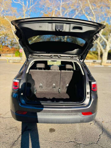 2018 Jeep Compass Sport