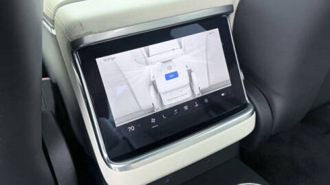 2023 Tesla Model X Standard Range