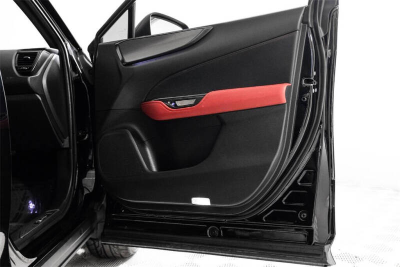 2022 Lexus NX 450h+ F SPORT Handling