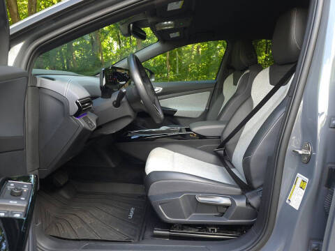 2023 Volkswagen ID.4 Pro