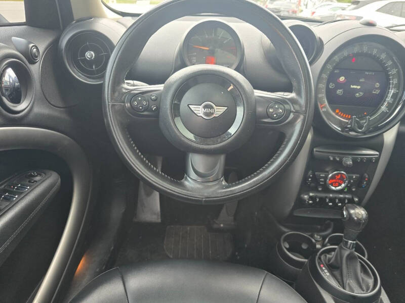2015 MINI Countryman Cooper
