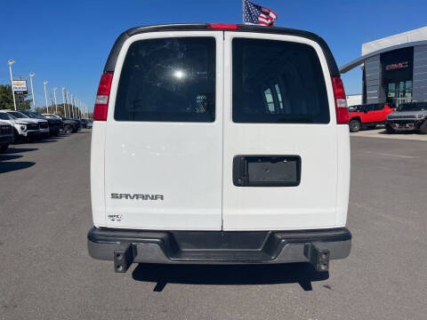 2023 GMC Savana 2500