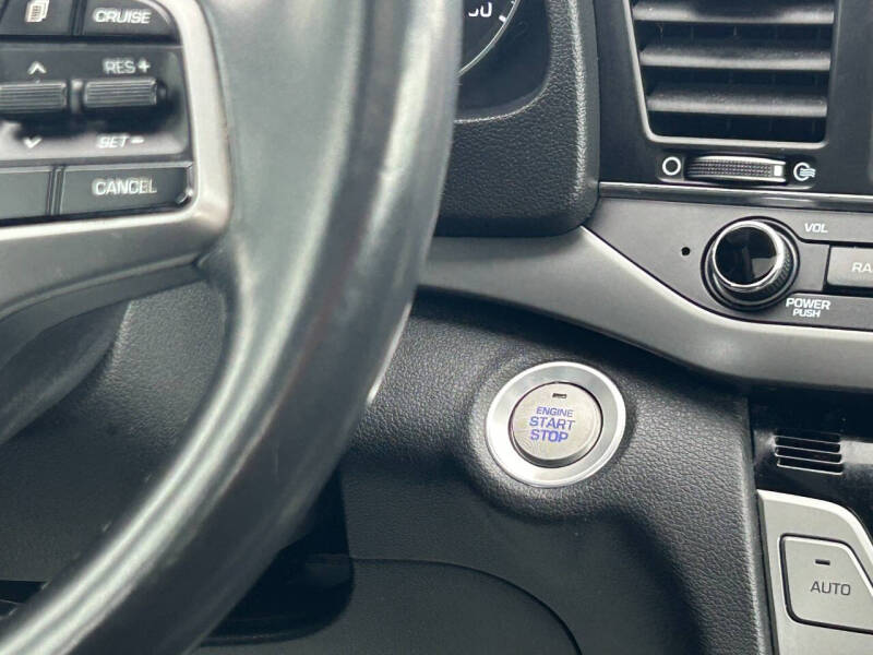 2017 Hyundai Elantra Value Edition