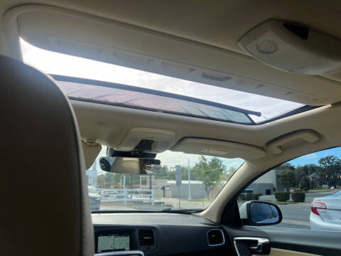 2017 Volvo V60 T5 Premier