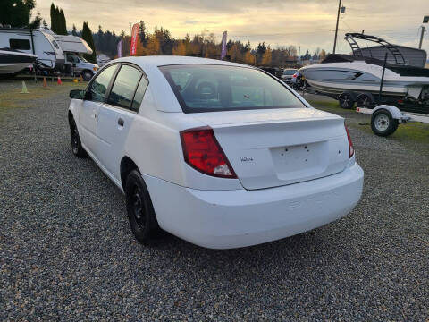 2005 Saturn Ion 1