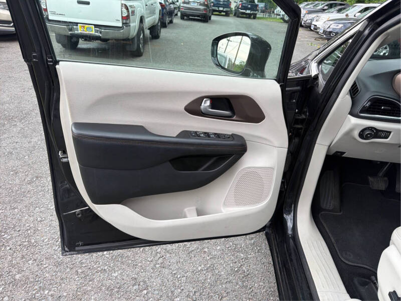 2018 Chrysler Pacifica Touring L Plus