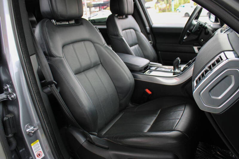 2021 Land Rover Range Rover Sport HSE Silver Edition