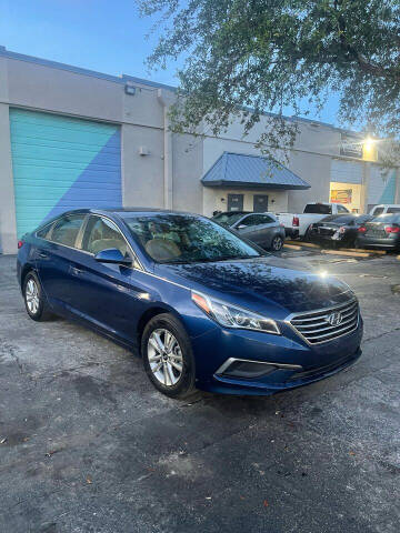 2016 Hyundai Sonata for sale at MIAMI AUTOWISE, LLC. in Miami FL