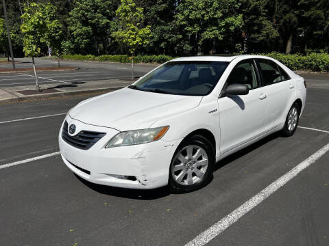 2008 Toyota Camry Hybrid for sale at BARAAN AUTO SALES in Federal Way WA