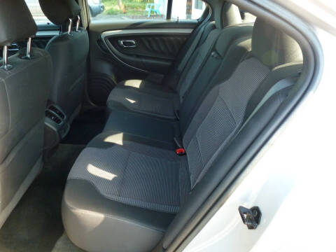 2017 Ford Taurus SEL