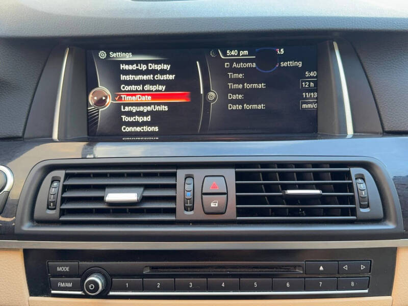 2015 BMW 5 Series 528i