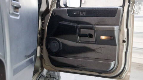2003 HUMMER H2