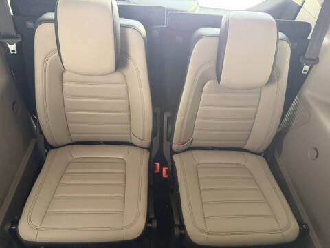 2023 Ford Transit Connect Titanium