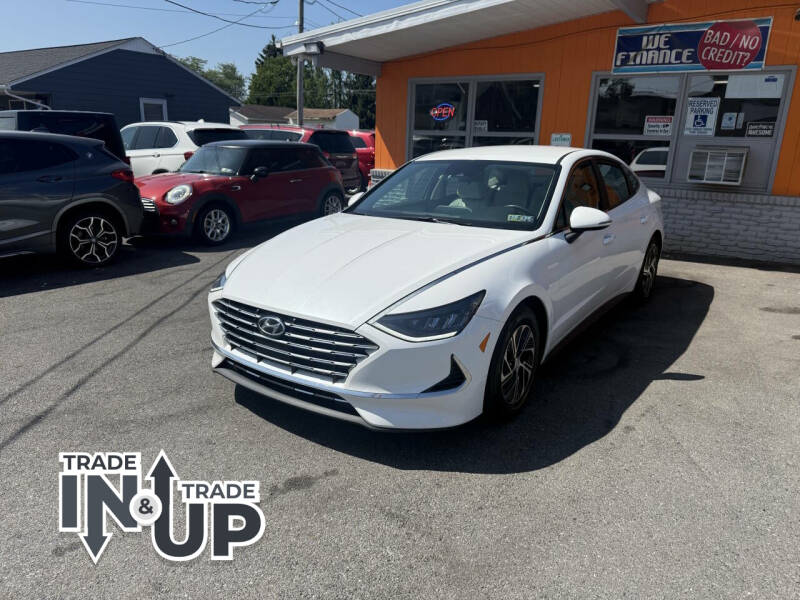 2022 Hyundai Sonata Hybrid Blue's photo