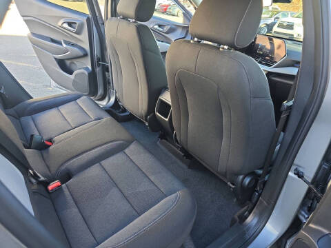 2025 Chevrolet Trax LS