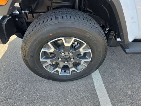 2026 Jeep Gladiator Sahara
