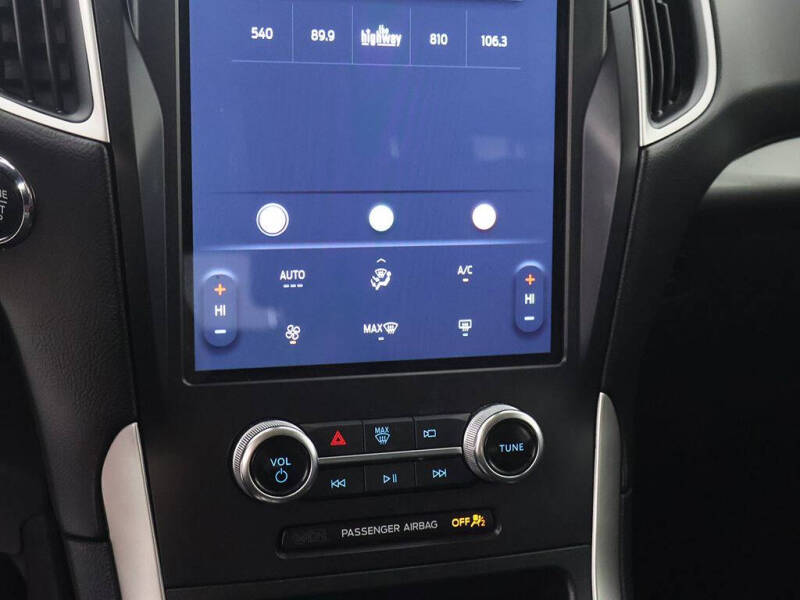 2024 Ford Edge SE
