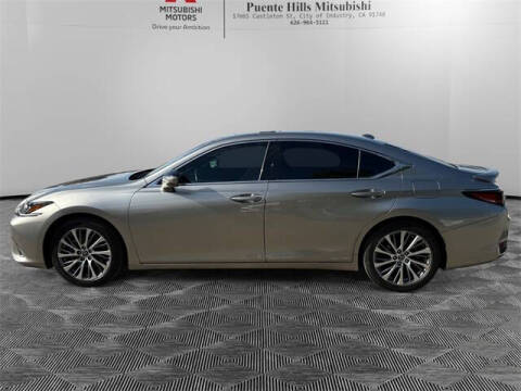 2021 Lexus ES 300h