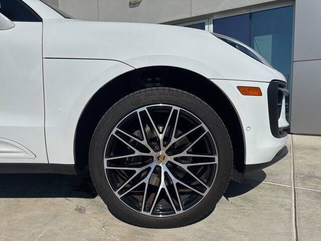 2022 Porsche Macan