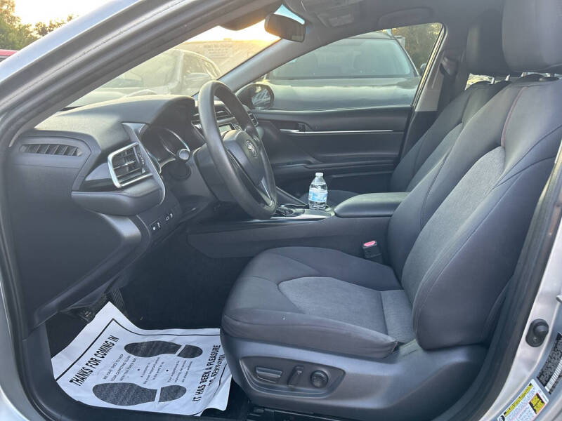 2018 Toyota Camry LE