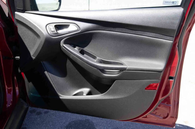 2017 Ford Focus SE