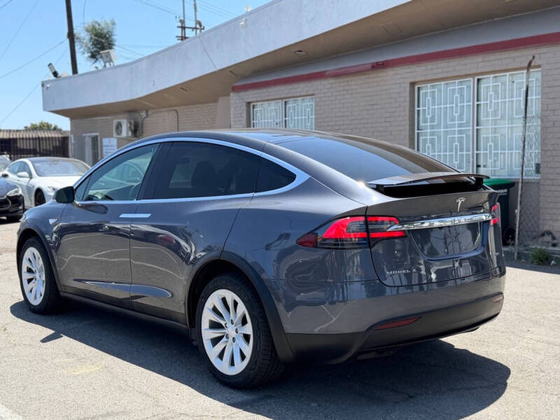 2016 Tesla Model X 90D